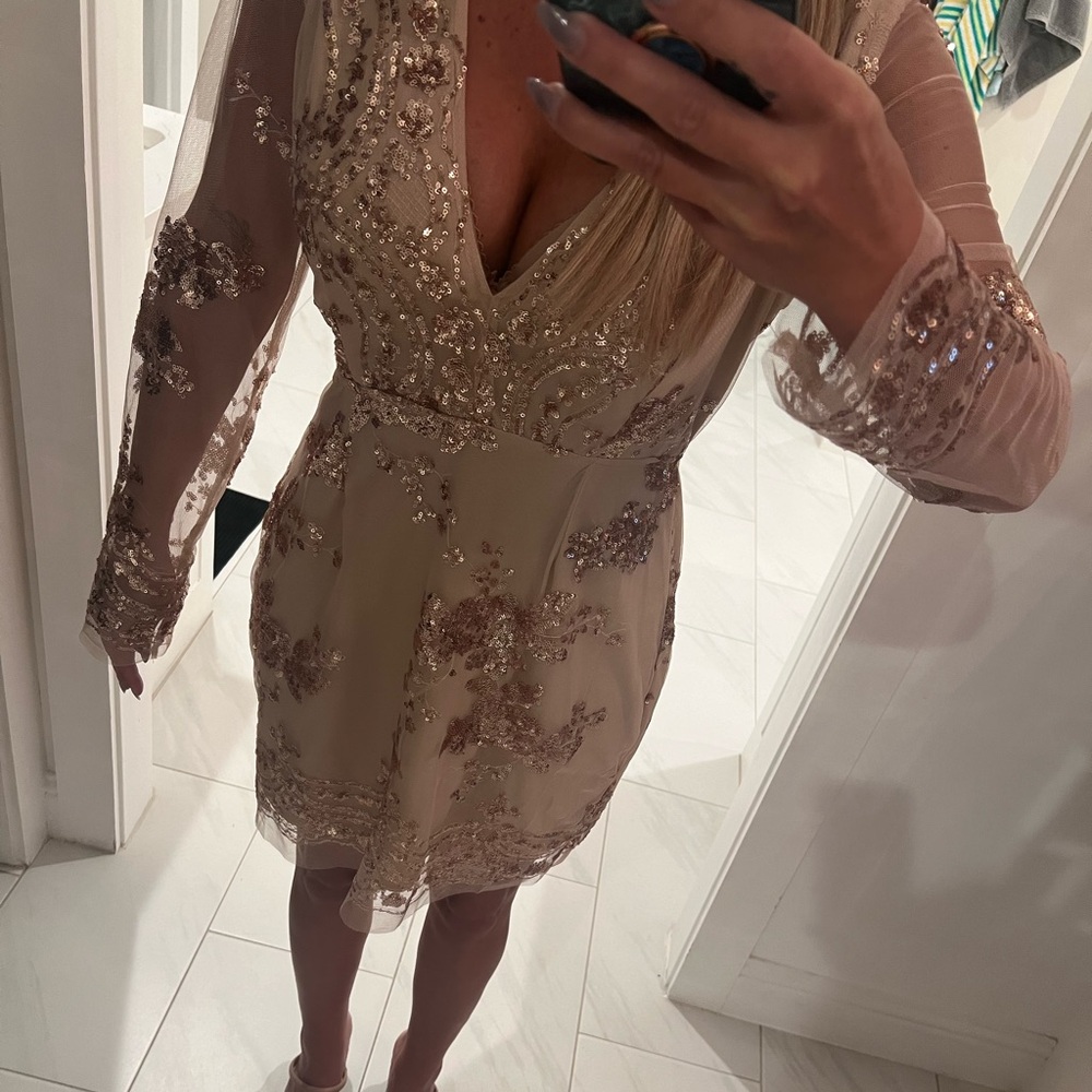 Glamorous Long Sleeve Sequin Dress - Picture 6 of 7